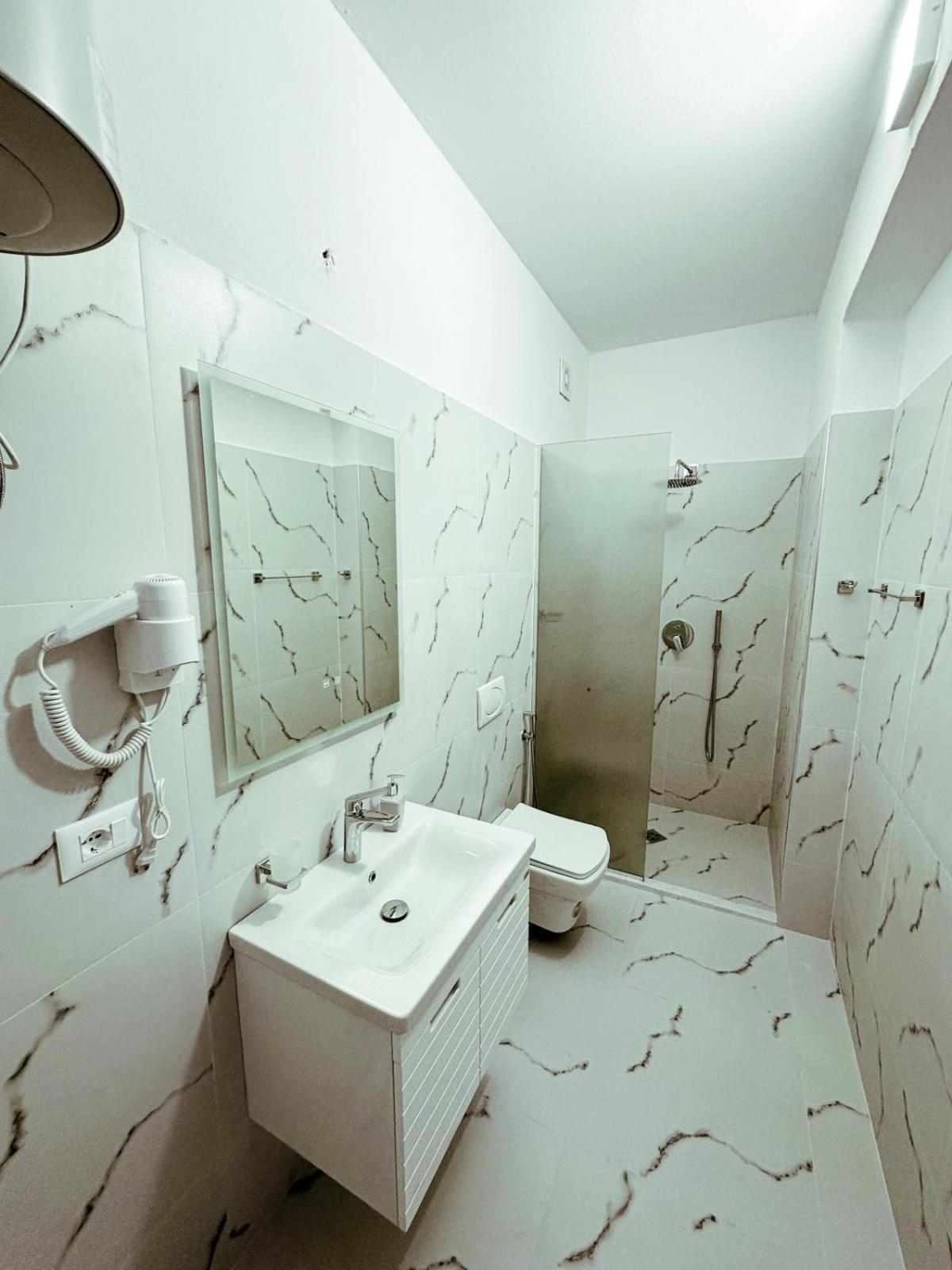Vizion Hotel Шкодер Экстерьер фото