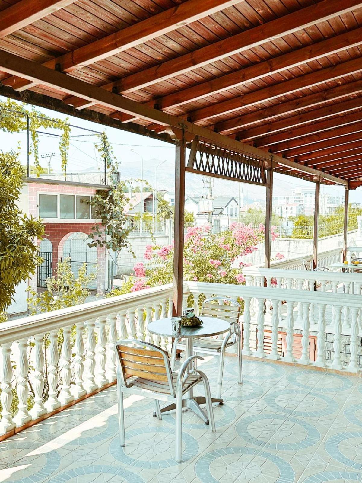 Vizion Hotel Шкодер Экстерьер фото
