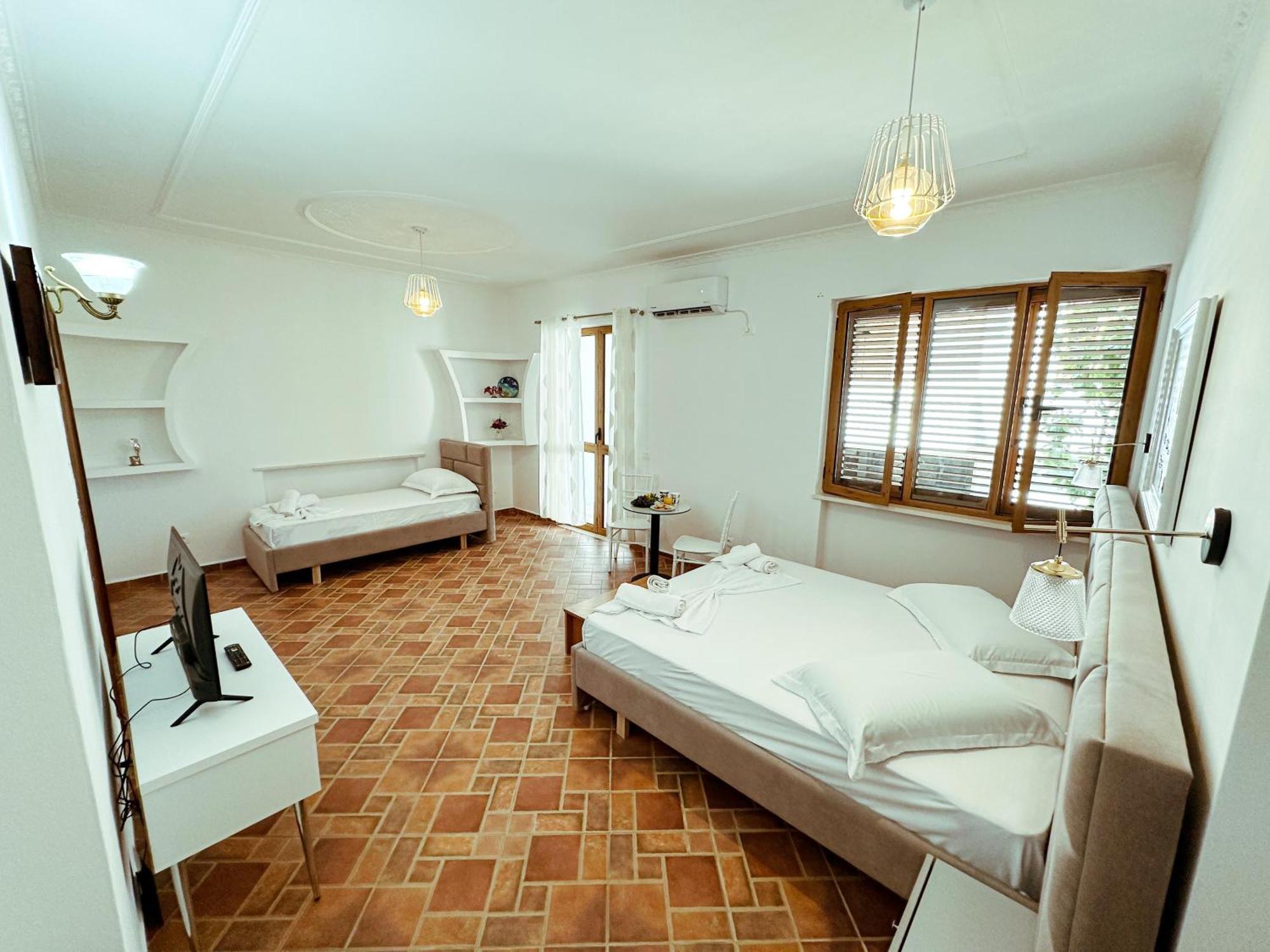 Vizion Hotel Шкодер Экстерьер фото