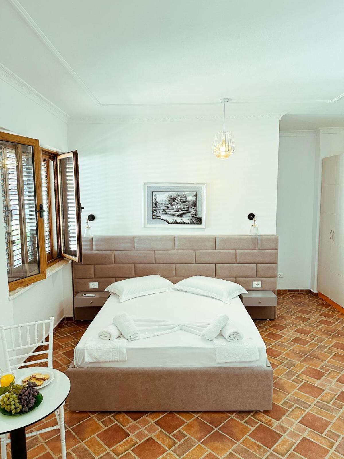 Vizion Hotel Шкодер Экстерьер фото